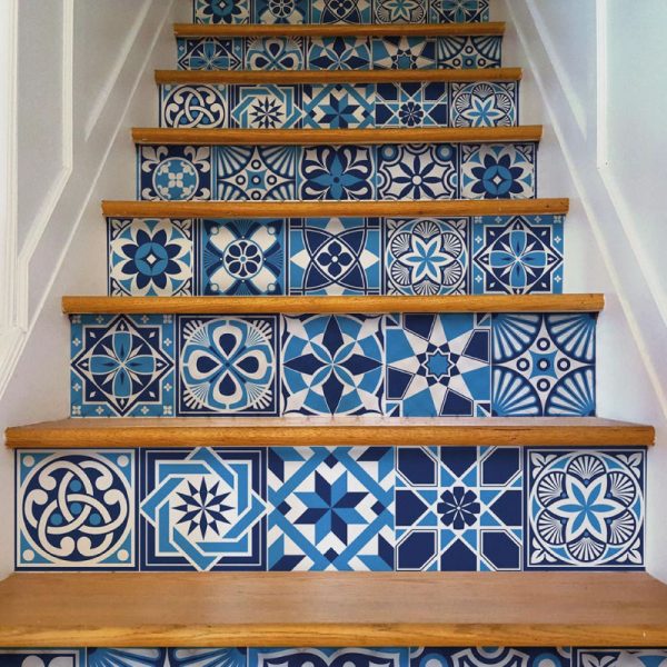 azulejos em tons de azul portugueses