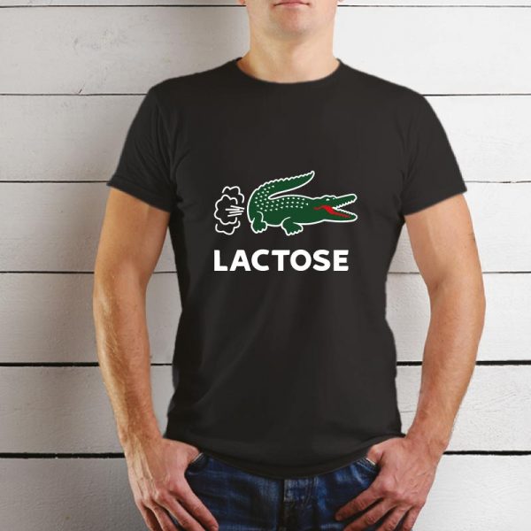 T-shirt LACTOSE humor crocodilo. T-Shirts para Homem 100% Algodão, moderna e básica de manga curta com visual contemporâneo
